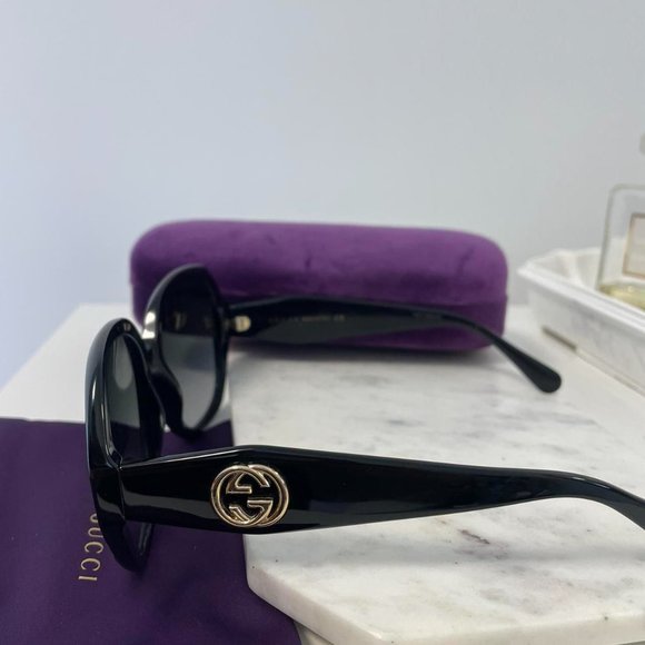 Gucci Sunglasses - Picture 2 of 5